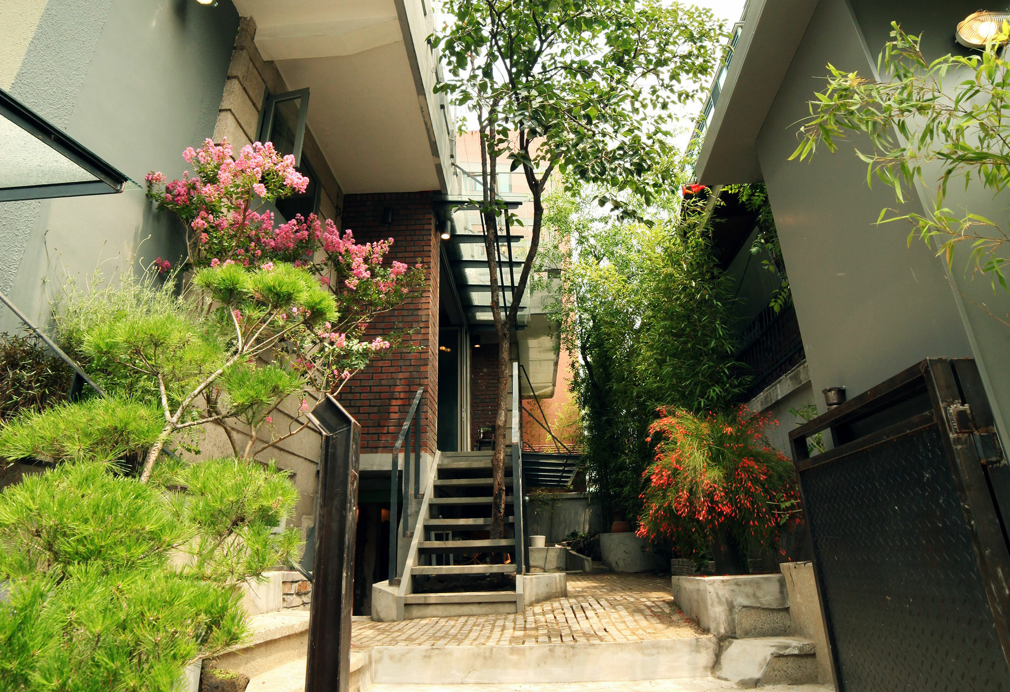 Hongdae Guesthouse Pajamaparty Seul Dış mekan fotoğraf